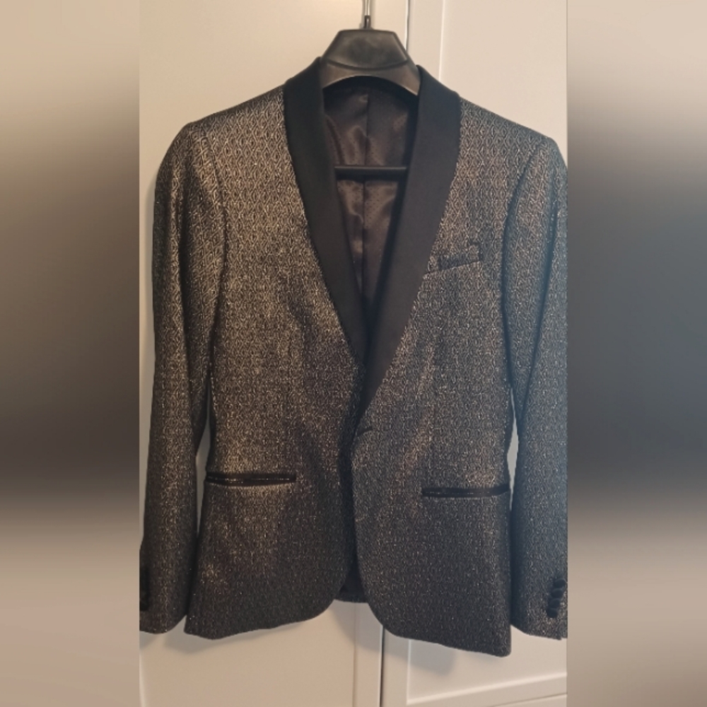 J. Ferrar Mens tuxedo jacket